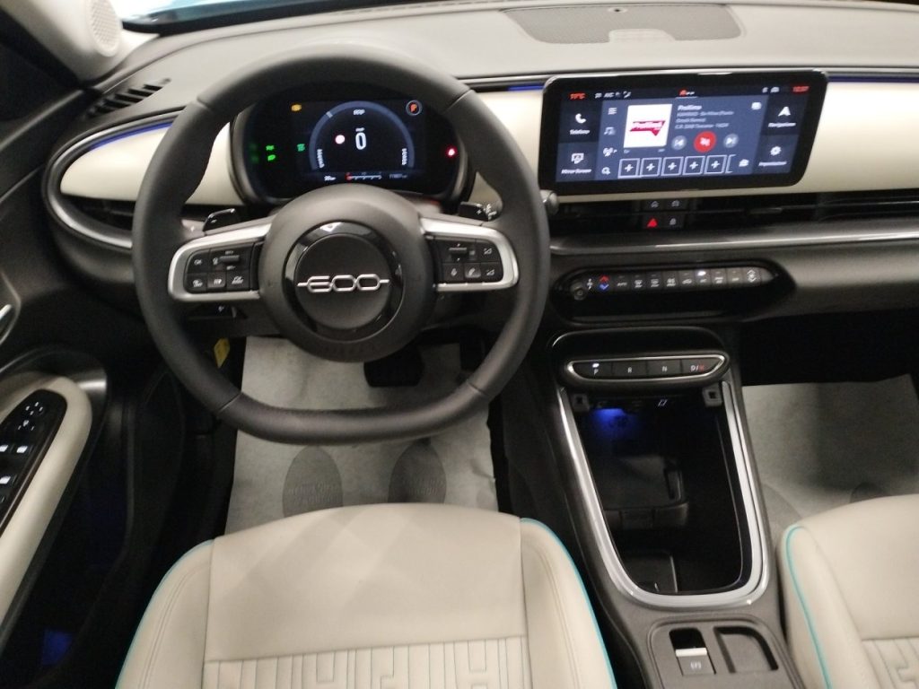 FIAT 600 Hybrid 100 CV DCT MHEV La Prima - 15