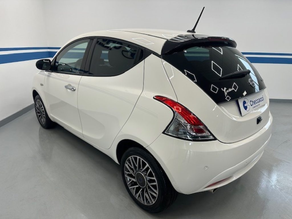 LANCIA Ypsilon 1.0 FireFly 5 porte S&S Hybrid Gold - 5