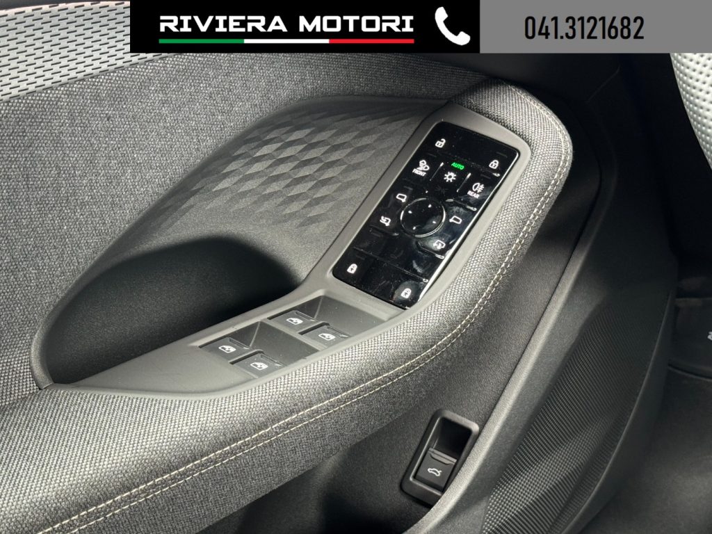 AUDI A5 Avant TDI 204CV S tronic mHEV+ S Line edition - 16