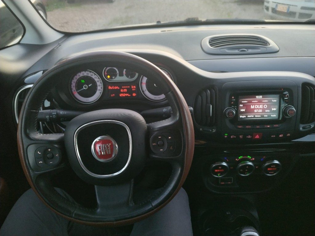 FIAT 500L 1.6 Multijet 120 CV Trekking - 9