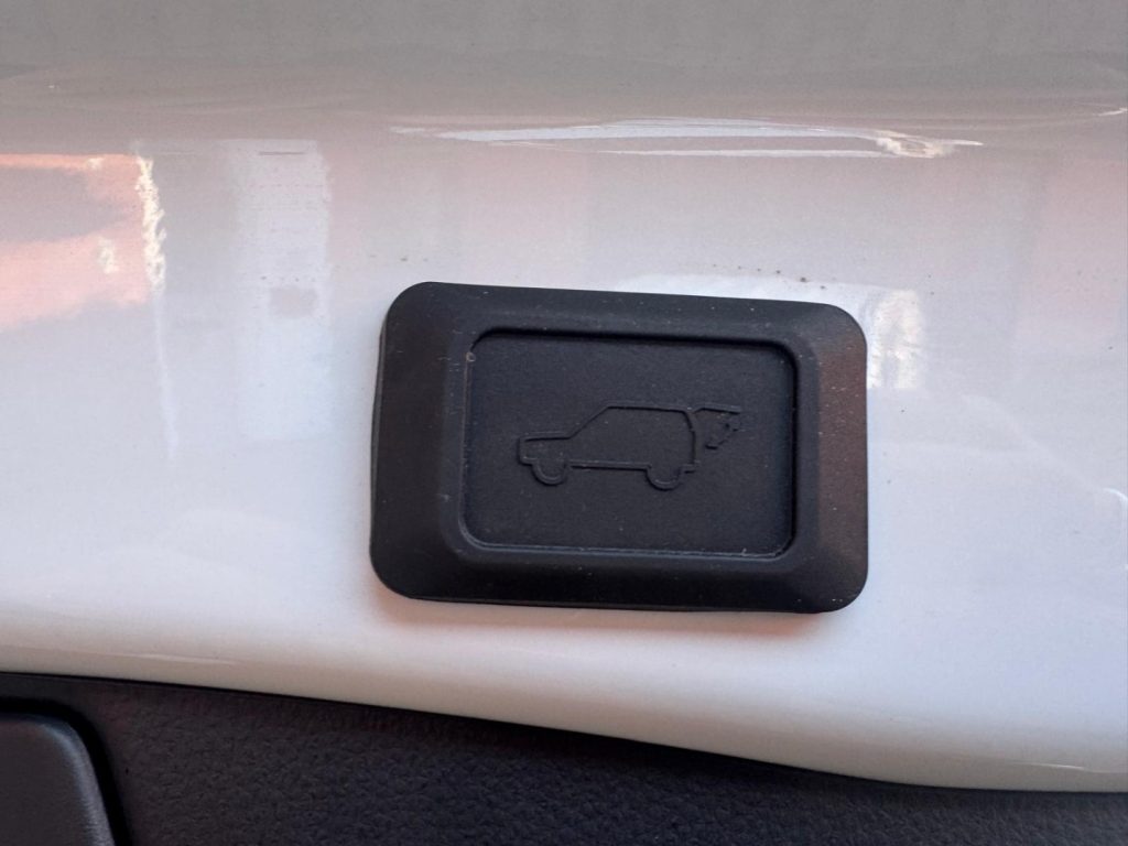 SUZUKI Across 2.5 Plug-in Hybrid E-CVT 4WD Top - 24