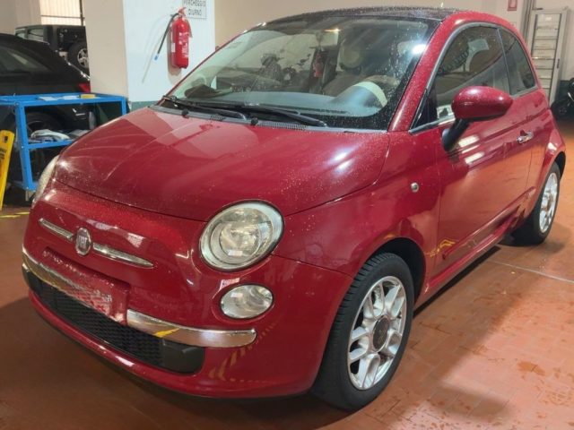 FIAT 500 Rosso pastello