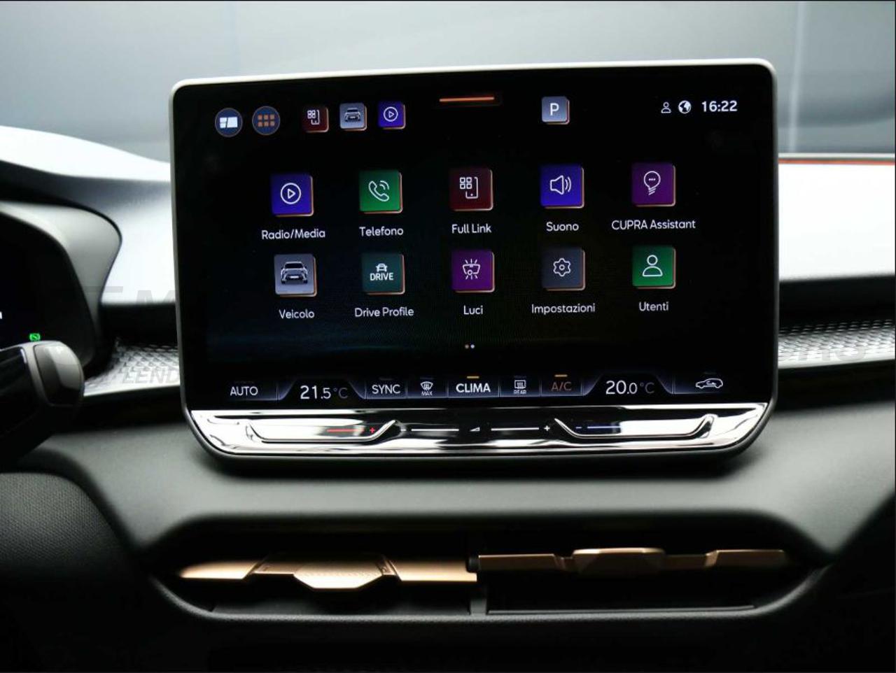 CUPRA Terramar 1.5 HYBRID 150CV MHEV DSG - 31