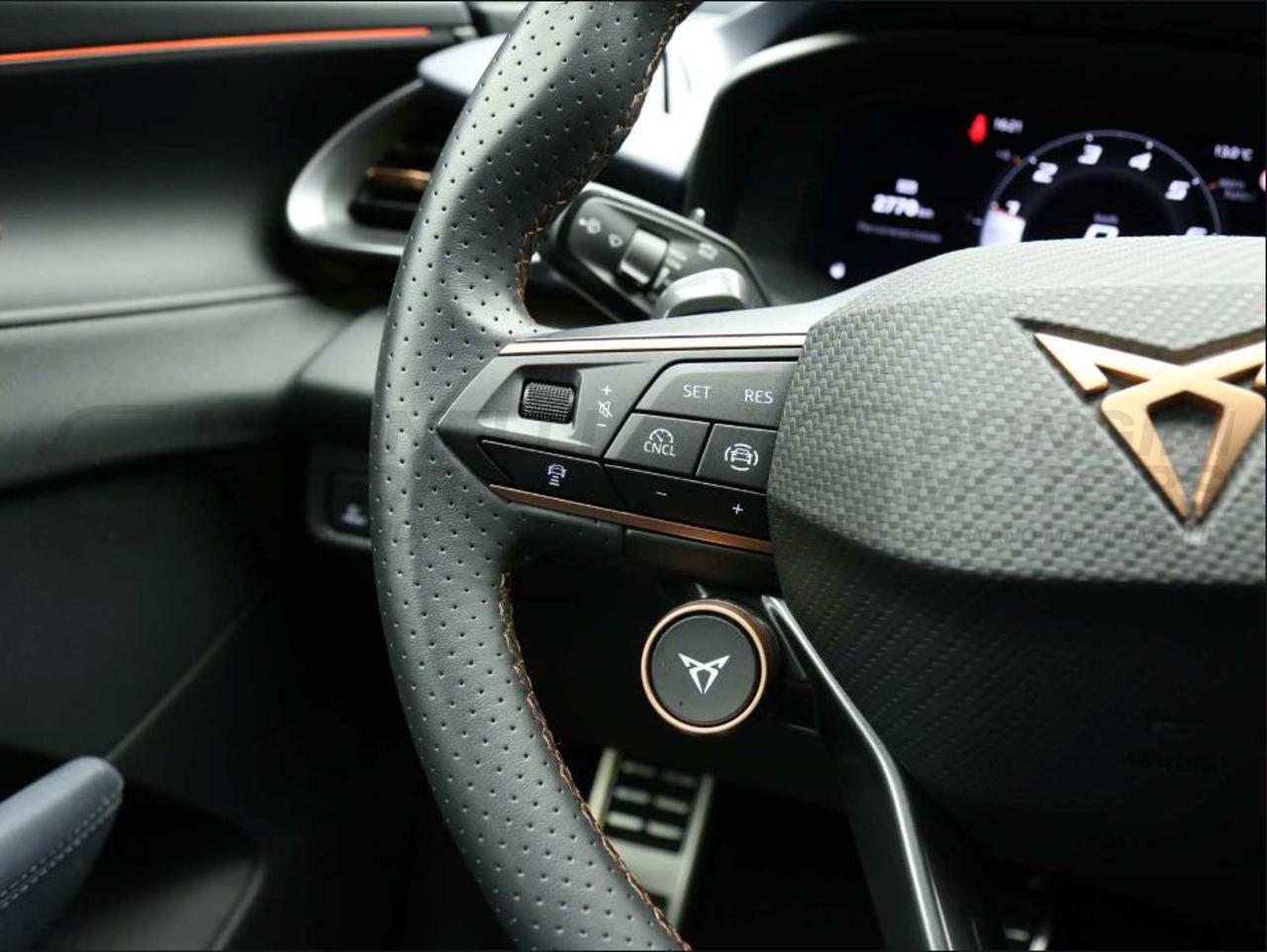 CUPRA Terramar 1.5 HYBRID 150CV MHEV DSG - 29