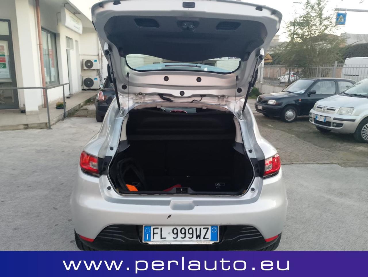 RENAULT Clio dCi 8V 75CV  5 porte Energy Zen - 12