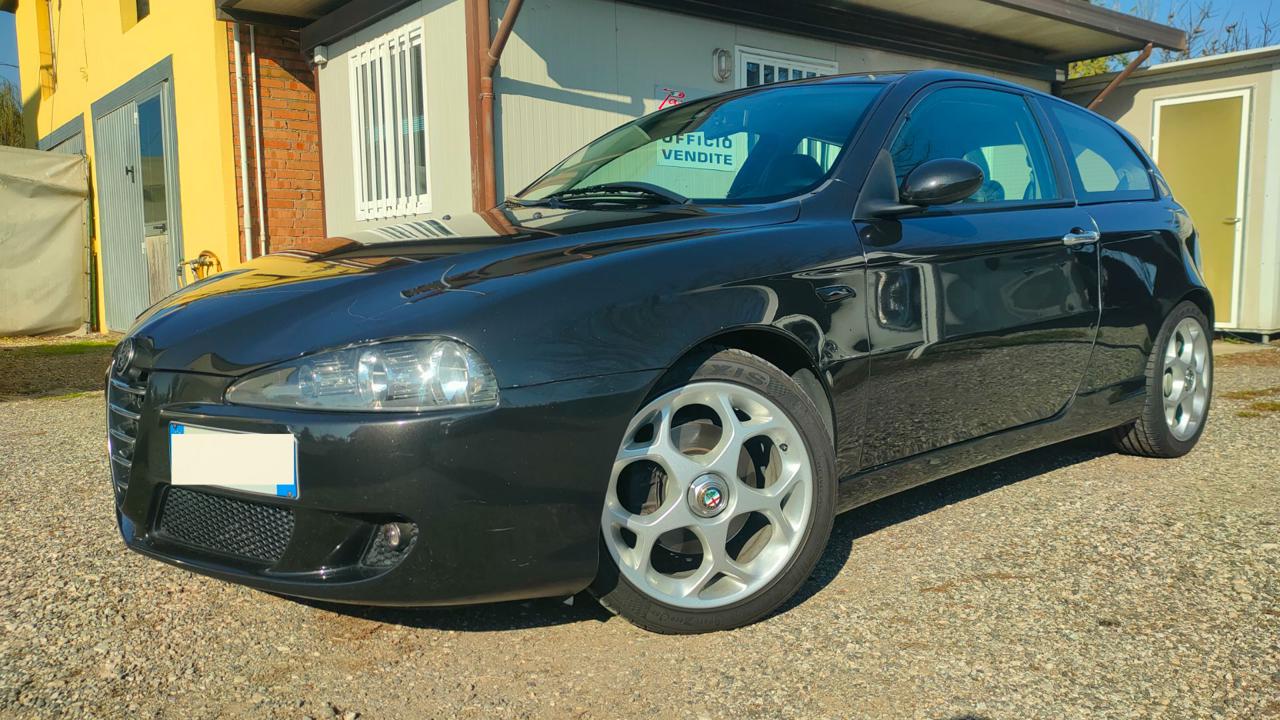 ALFA ROMEO 147 2.0i 16V Twin Spark 150 CV 3p. Distinctive MANUALE - 22