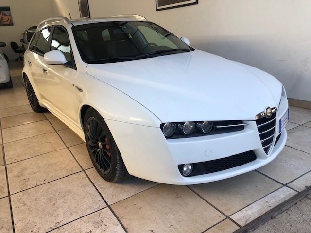 ALFA ROMEO 159 Bianco pastello