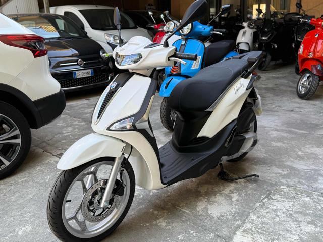 PIAGGIO Liberty 125 Bianco pastello
