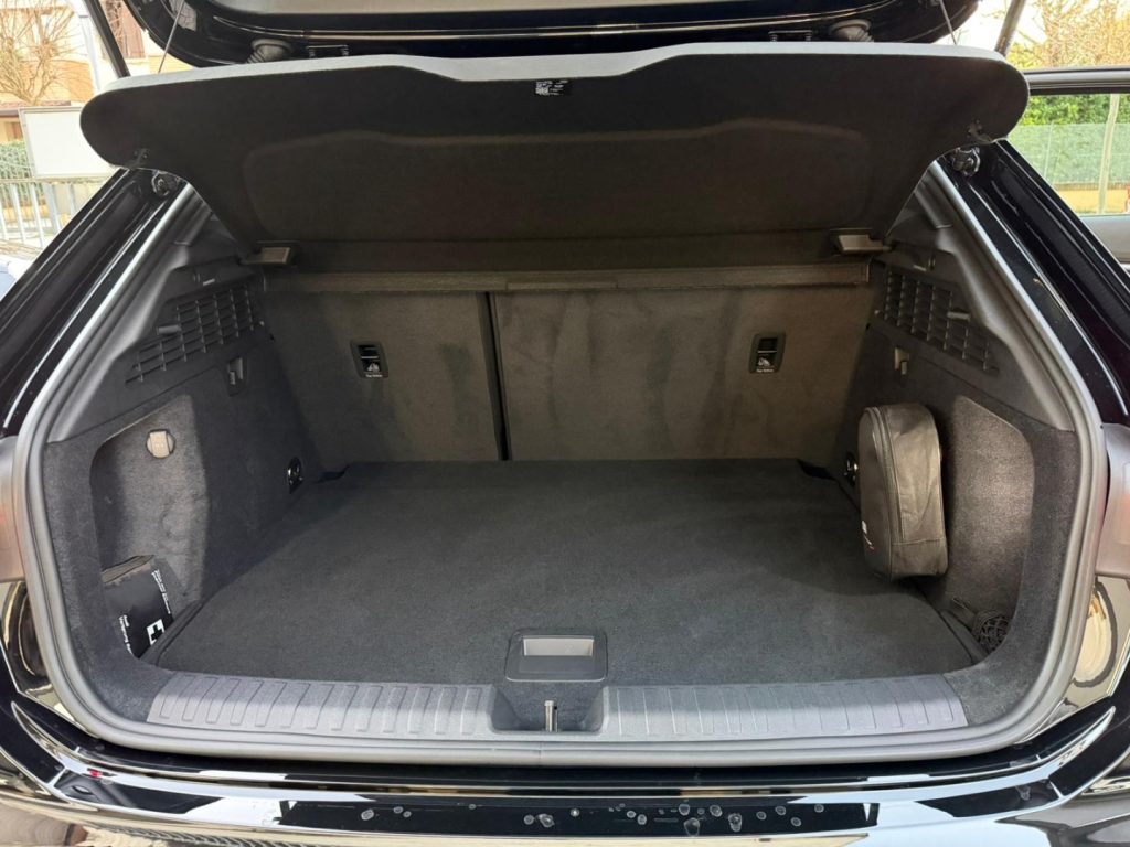 AUDI S3 SPB TFSI quattro S tronic - 18