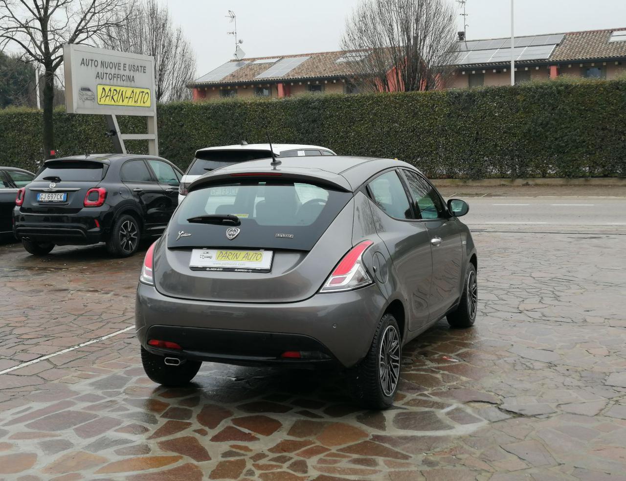 LANCIA Ypsilon 1.0 FireFly 5 porte S&S Hybrid Gold 5 Posti - 4