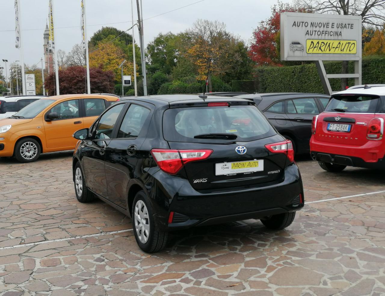 TOYOTA Yaris 1.5 Hybrid 5 porte Business - 3
