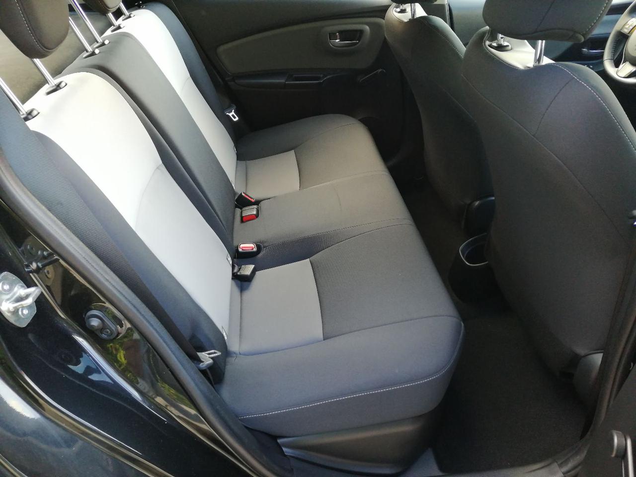 TOYOTA Yaris 1.5 Hybrid 5 porte Business - 12