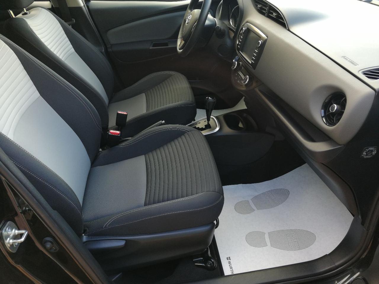 TOYOTA Yaris 1.5 Hybrid 5 porte Business - 13