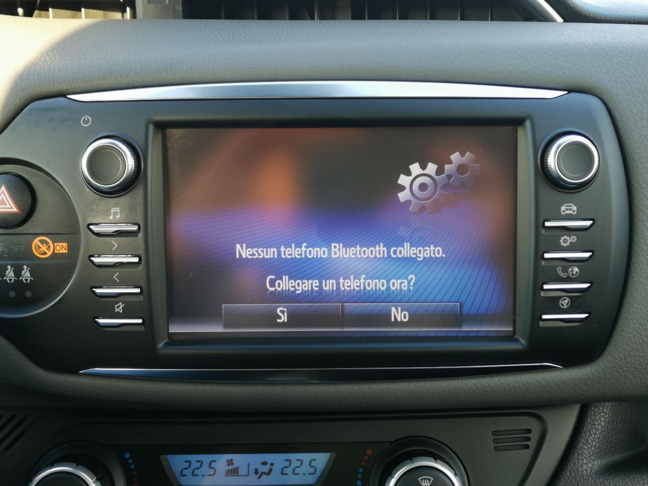 TOYOTA Yaris 1.5 Hybrid 5 porte Business - 19