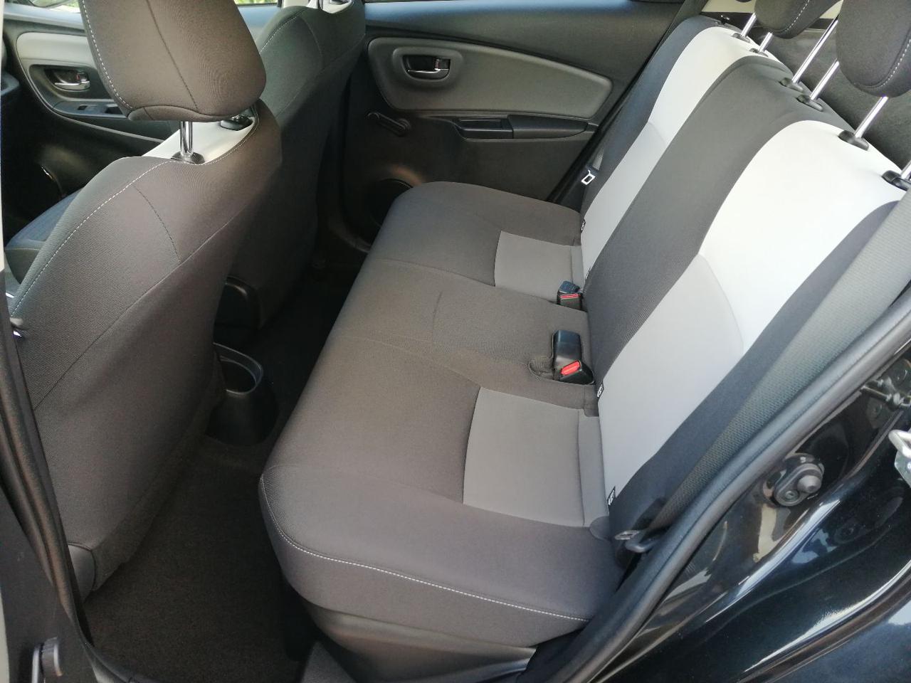 TOYOTA Yaris 1.5 Hybrid 5 porte Business - 10