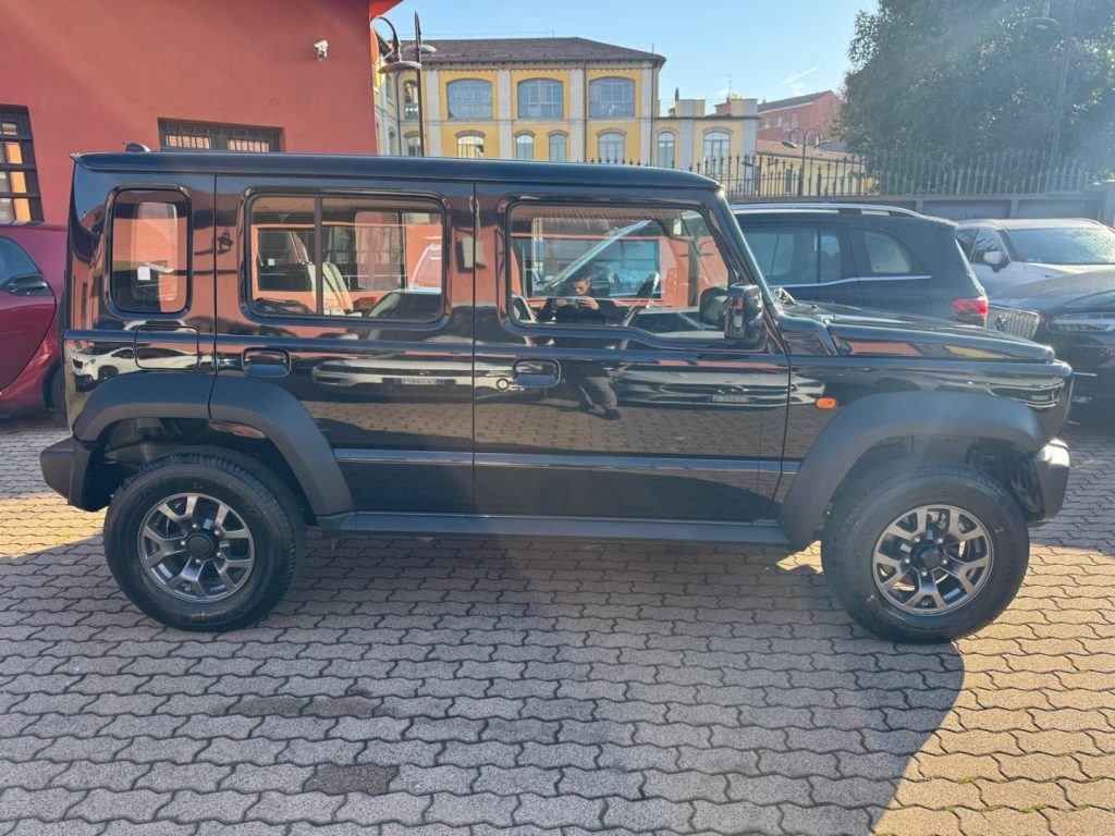 SUZUKI Jimny 1.5 L TOP GLX 5 PORTE 4X4 KM0 - 7