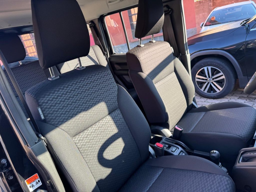 SUZUKI Jimny 1.5 L TOP GLX 5 PORTE 4X4 KM0 - 15