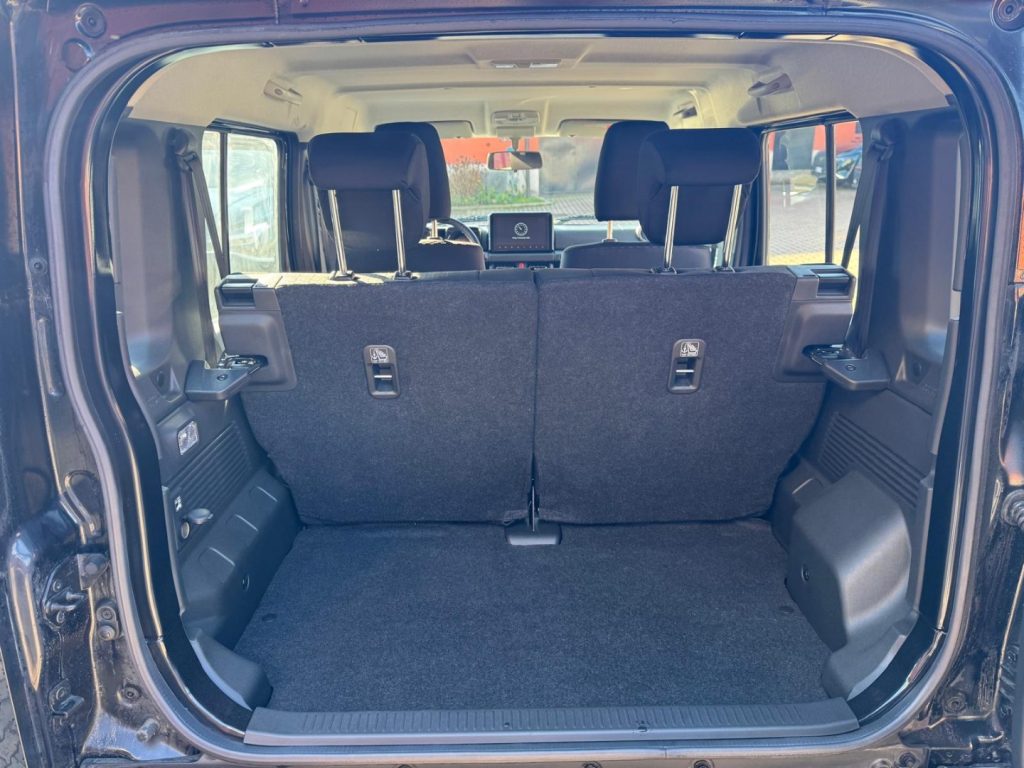 SUZUKI Jimny 1.5 L TOP GLX 5 PORTE 4X4 KM0 - 23