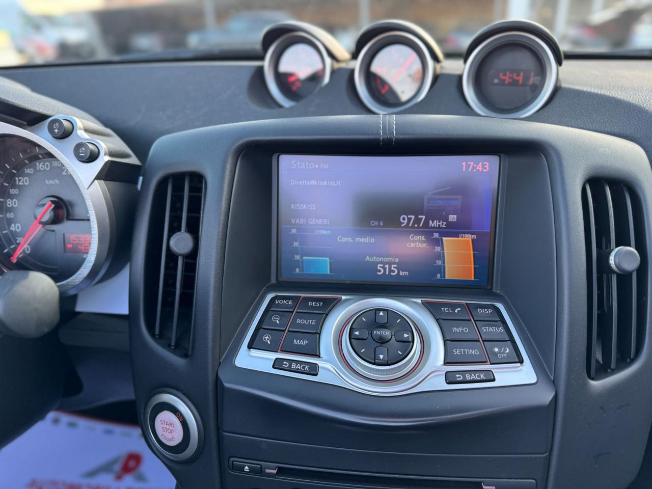 NISSAN 370Z Roadster 3.7 V6 - 18