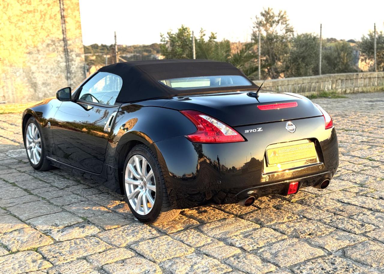 NISSAN 370Z Roadster 3.7 V6 - 21