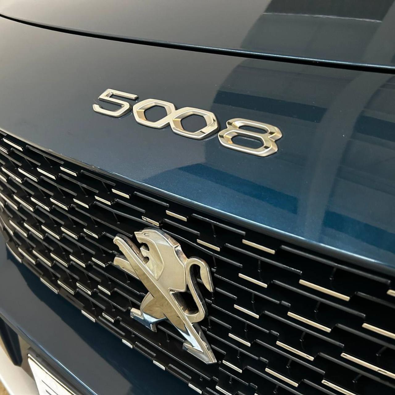 PEUGEOT 5008 BlueHDi 130 S&S EAT8 Allure Pack - 41