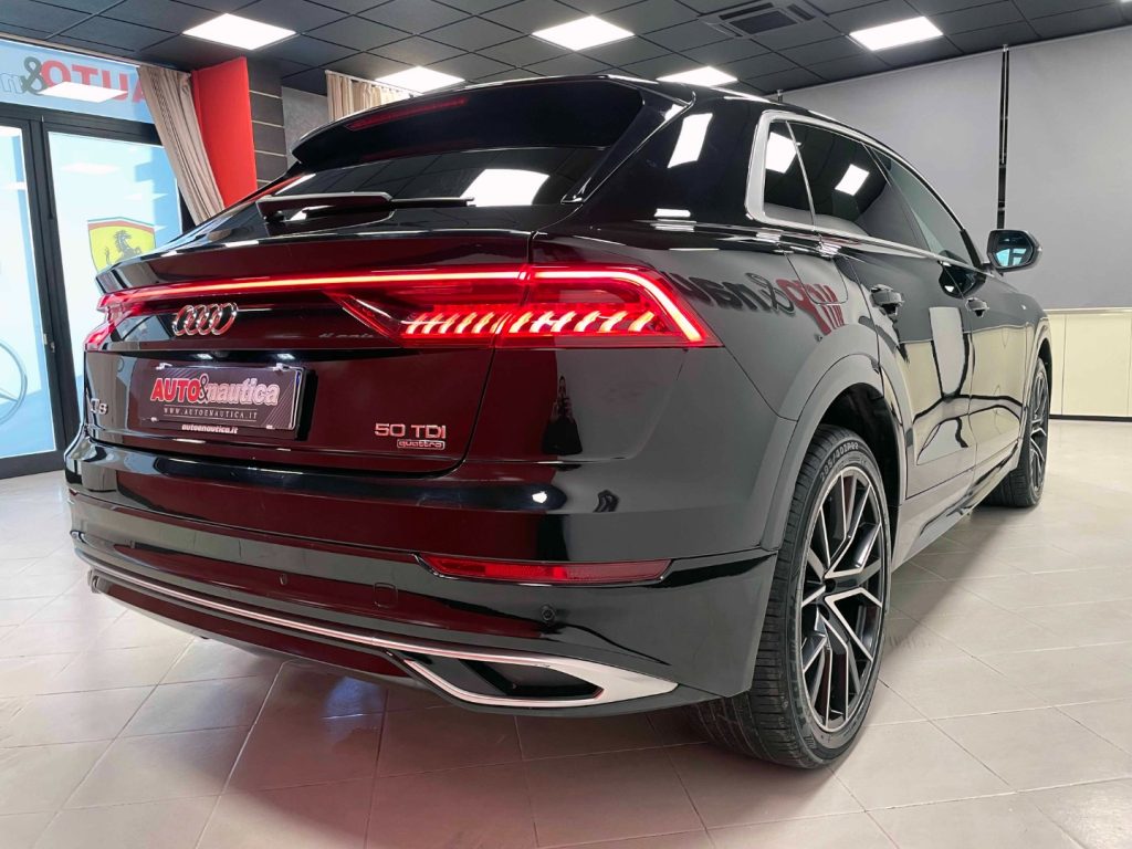 AUDI Q8 50 3.0 TDI MHEV S-LINE QUATTRO TIPTRONIC - 11