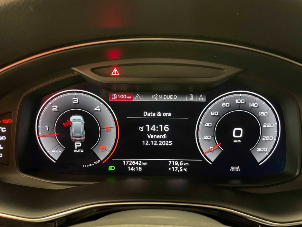 AUDI Q8 50 3.0 TDI MHEV S-LINE QUATTRO TIPTRONIC - 21