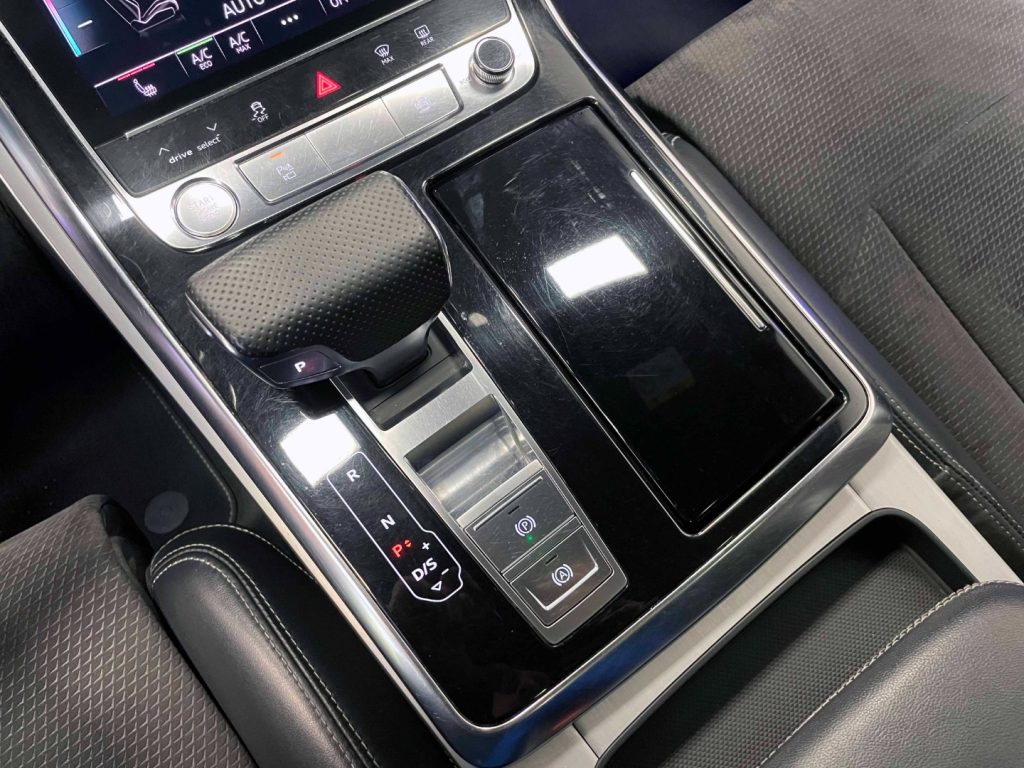 AUDI Q8 50 3.0 TDI MHEV S-LINE QUATTRO TIPTRONIC - 27