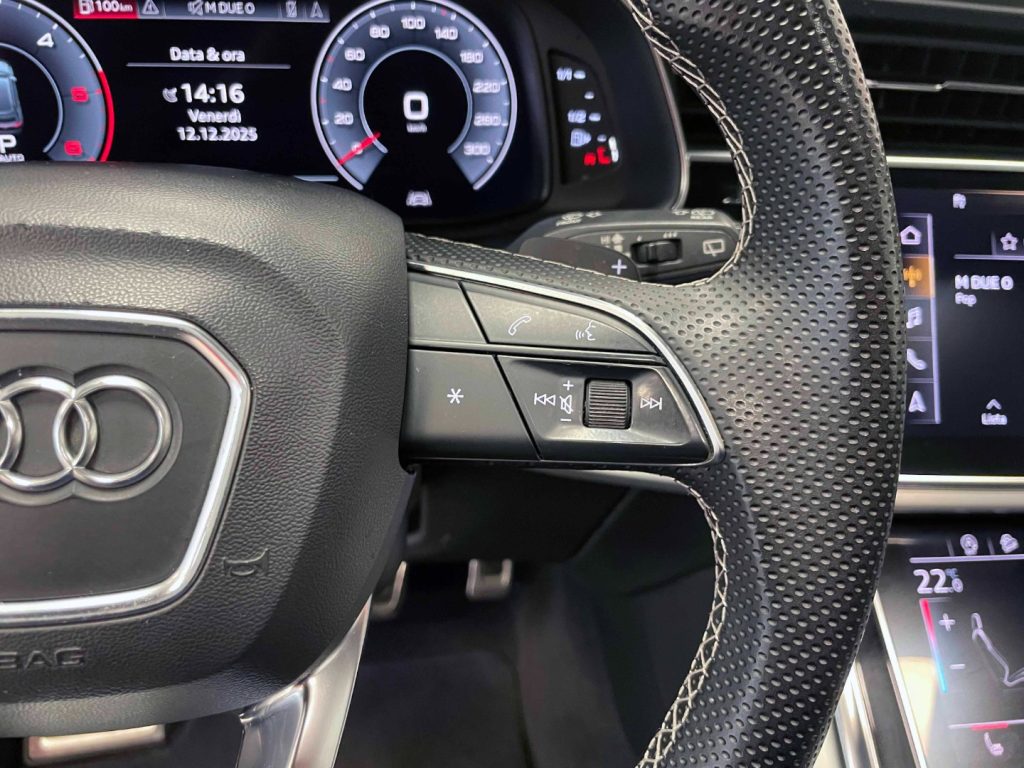 AUDI Q8 50 3.0 TDI MHEV S-LINE QUATTRO TIPTRONIC - 47