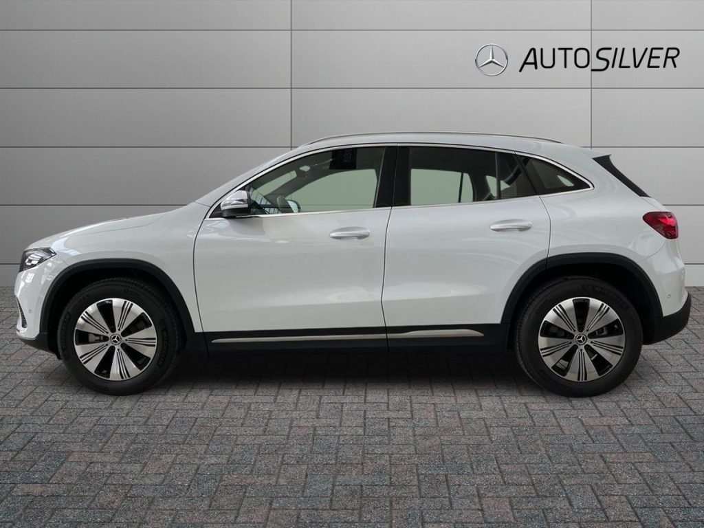 MERCEDES-BENZ EQA 300 4Matic Progressive Advanced - 6