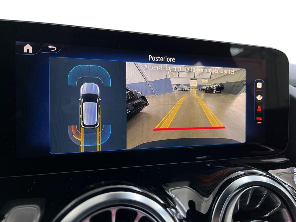 MERCEDES-BENZ EQA 300 4Matic Progressive Advanced - 12