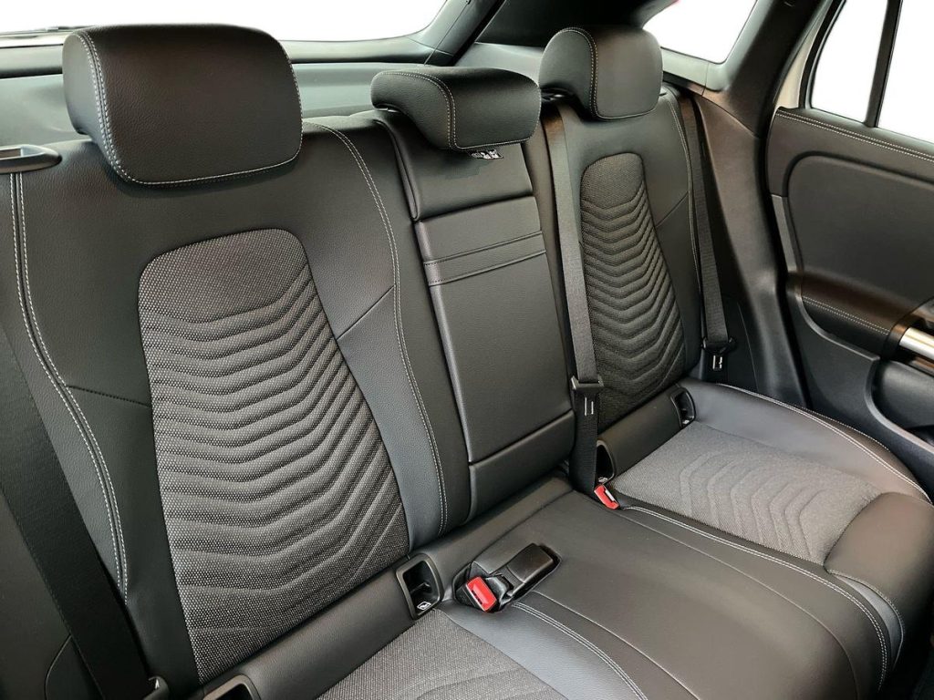 MERCEDES-BENZ EQA 300 4Matic Progressive Advanced - 16