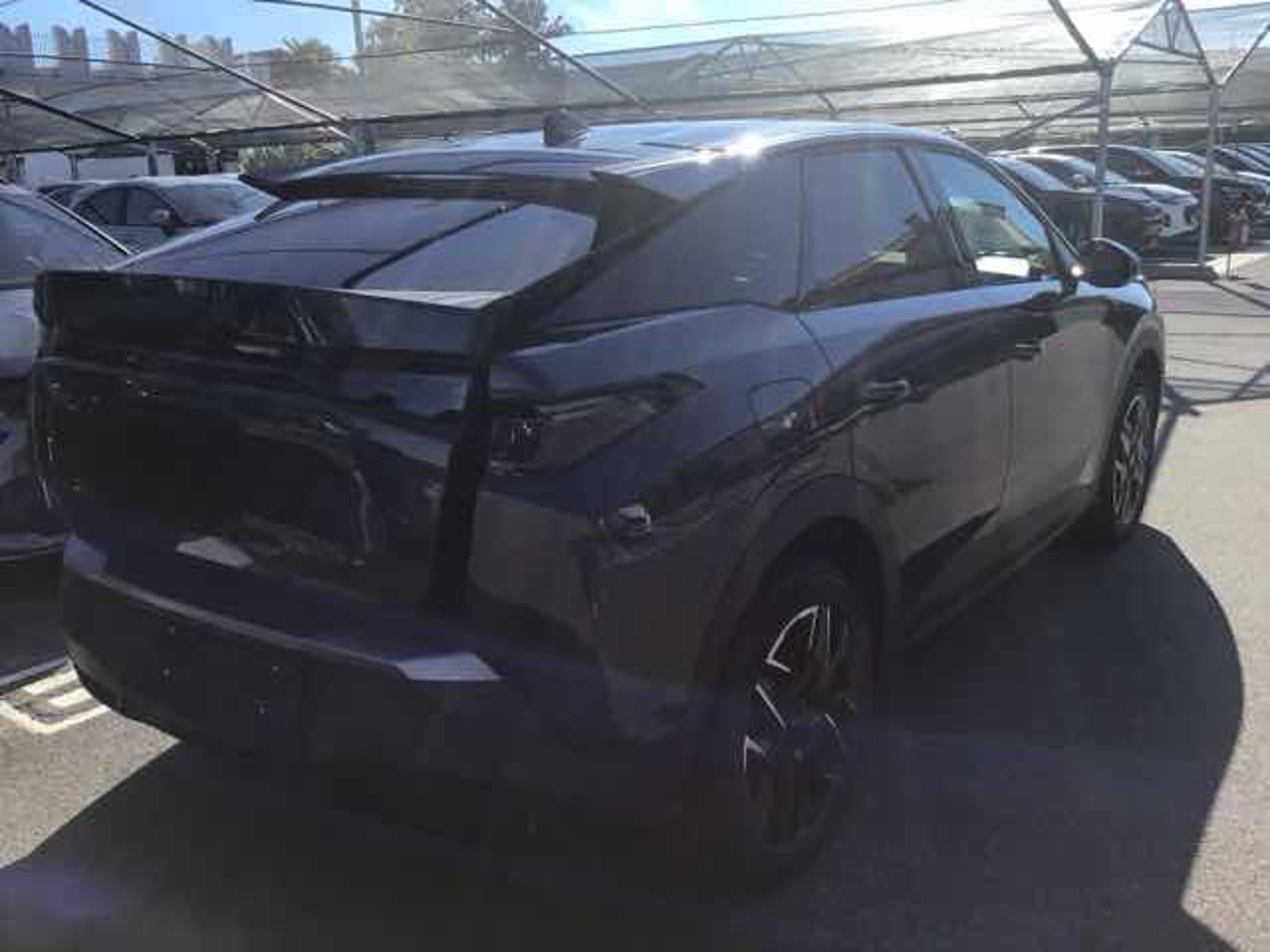 PEUGEOT 3008 Hybrid 145 e-DCS6 GT - 2