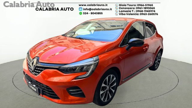 RENAULT Clio Orange metallizzato