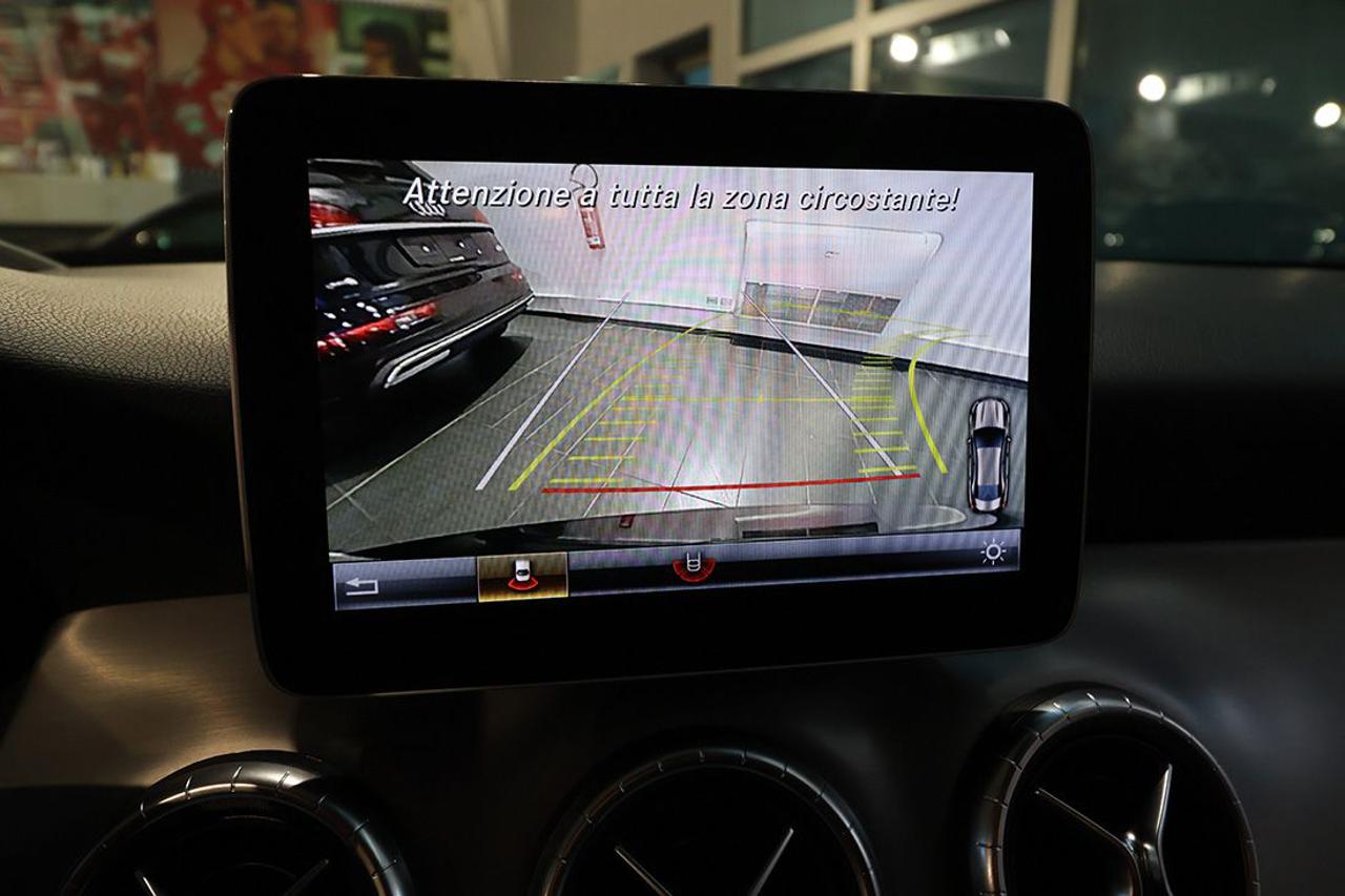 MERCEDES-BENZ CLA 200 d 4Matic Automatic Premium AMG - 24