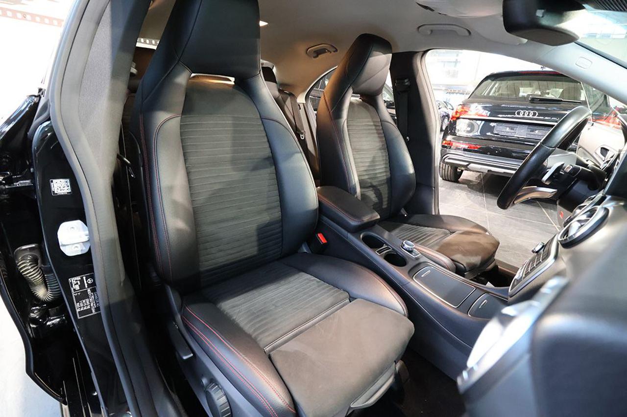 MERCEDES-BENZ CLA 200 d 4Matic Automatic Premium AMG - 16