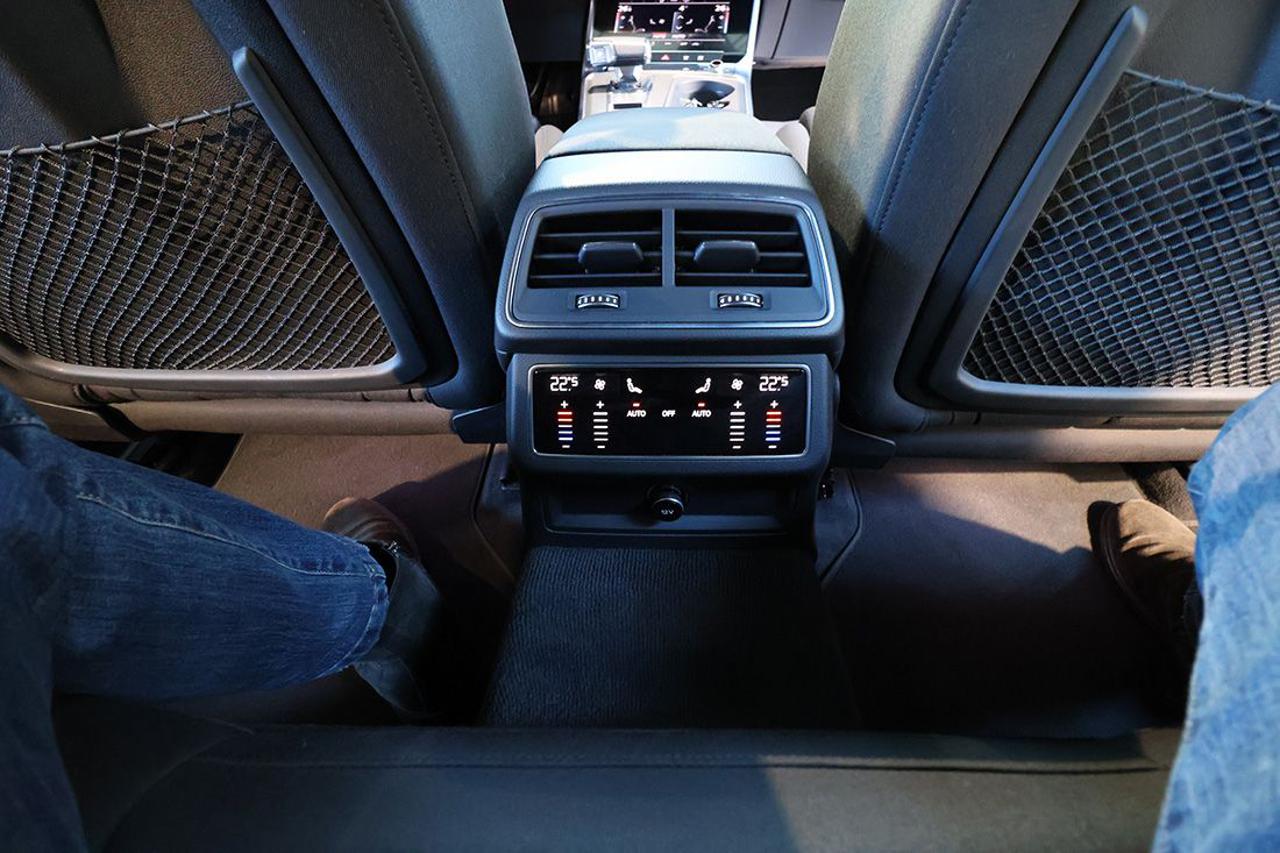 AUDI A6 40 TDI Quattro ultra S-Tronic Business Sport - 42