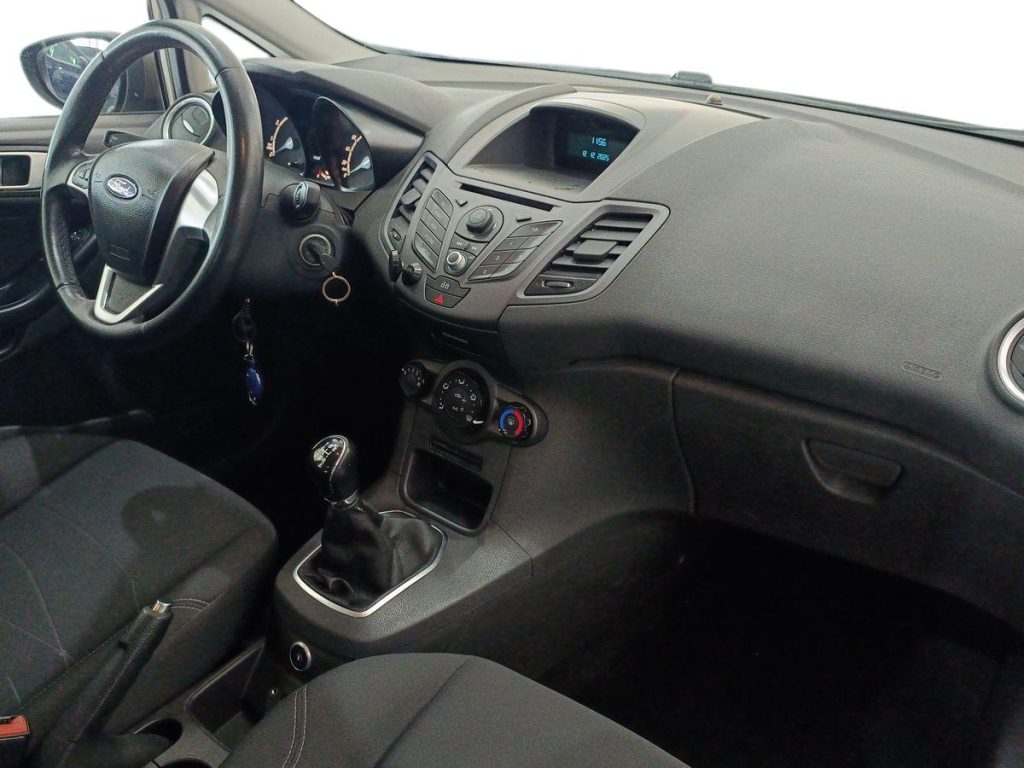 FORD Fiesta 1.4 5 porte Bz.- GPL - 9