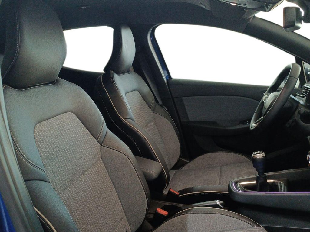 RENAULT Clio TCe 90 CV 5 porte Techno - 10