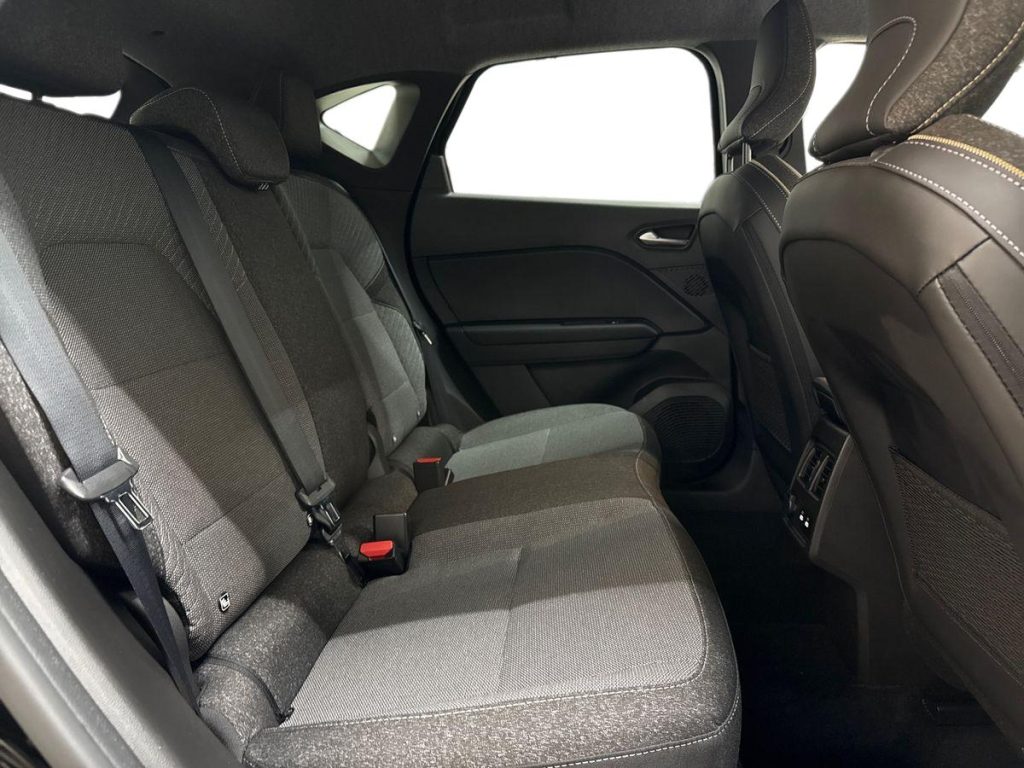 RENAULT Captur TCe 90 CV Techno - 11