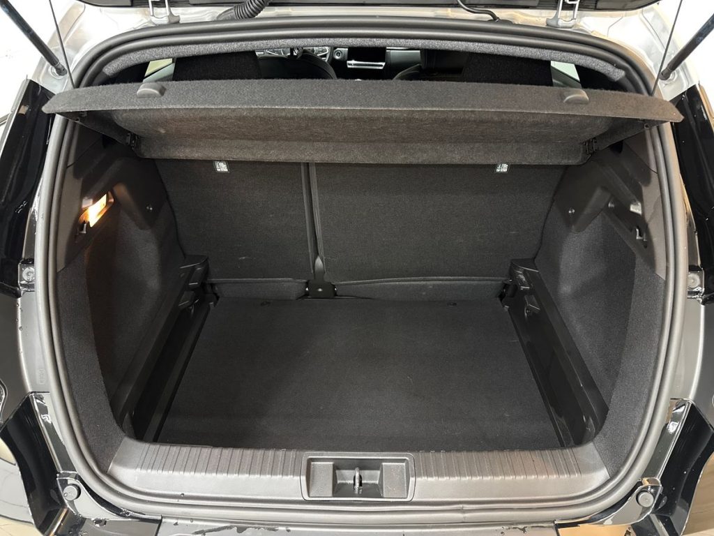 RENAULT Captur TCe 90 CV Techno - 12