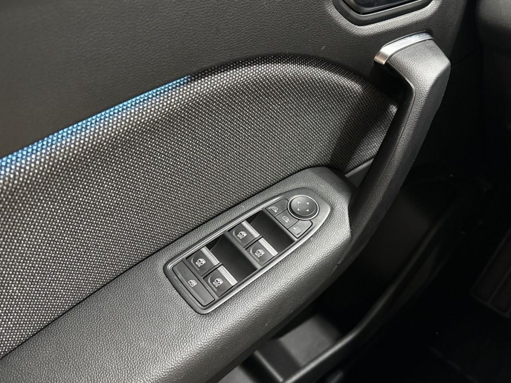 RENAULT Captur TCe 90 CV Techno - 20