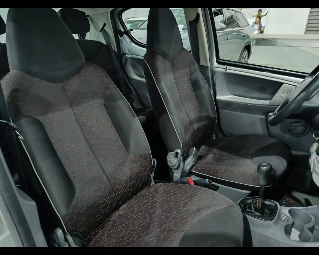 PEUGEOT 107 1.0 68CV 5p. Sweet Years - 7