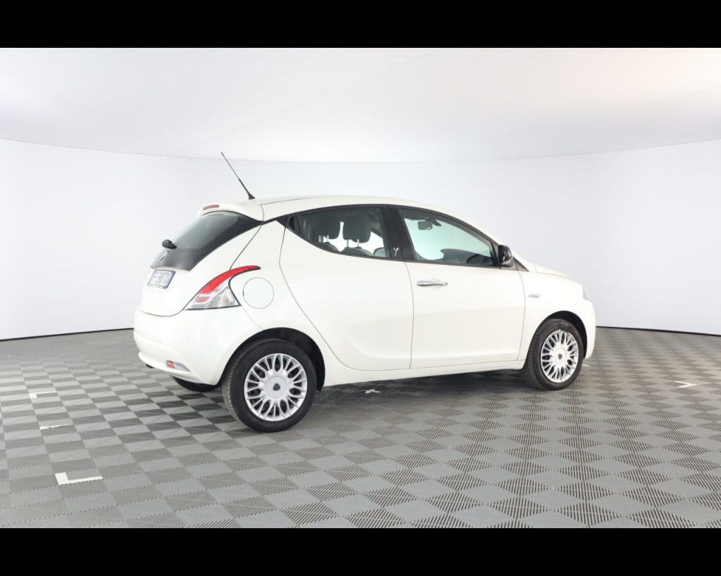 LANCIA Ypsilon 1.2 Gold 69cv - 7