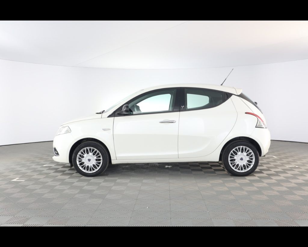 LANCIA Ypsilon 1.2 Gold 69cv - 12