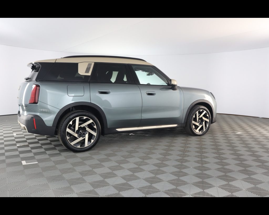 MINI Mini Countryman 1.5 48V C Favoured auto - 7
