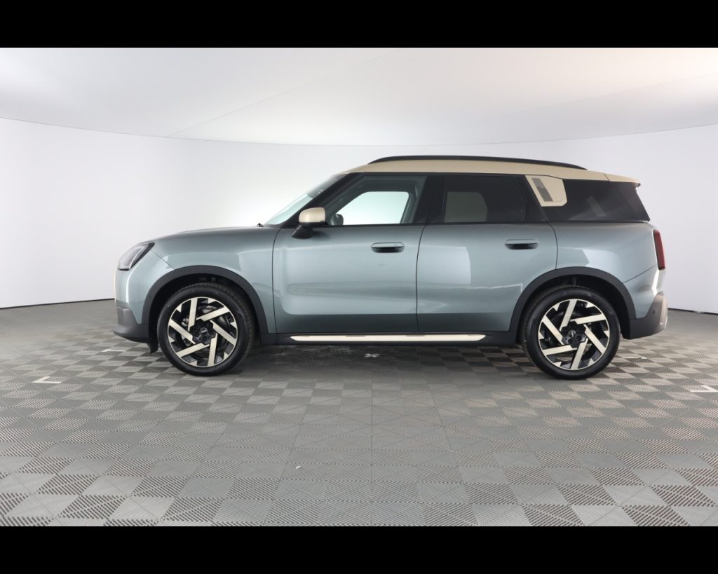 MINI Mini Countryman 1.5 48V C Favoured auto - 12