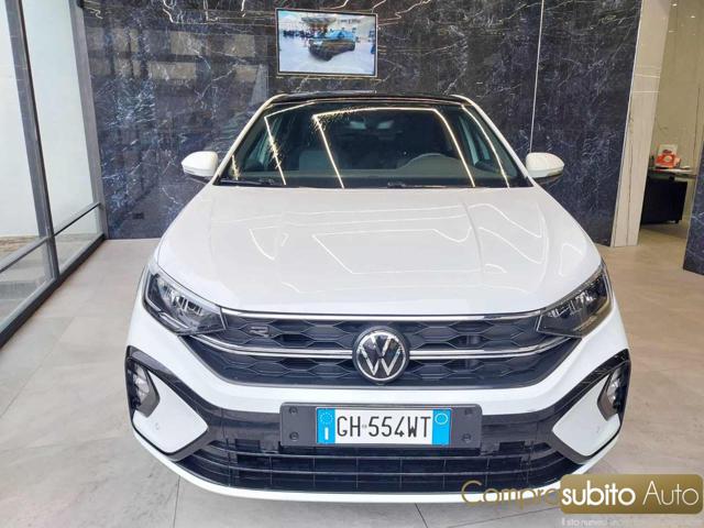 VOLKSWAGEN Taigo White pastel