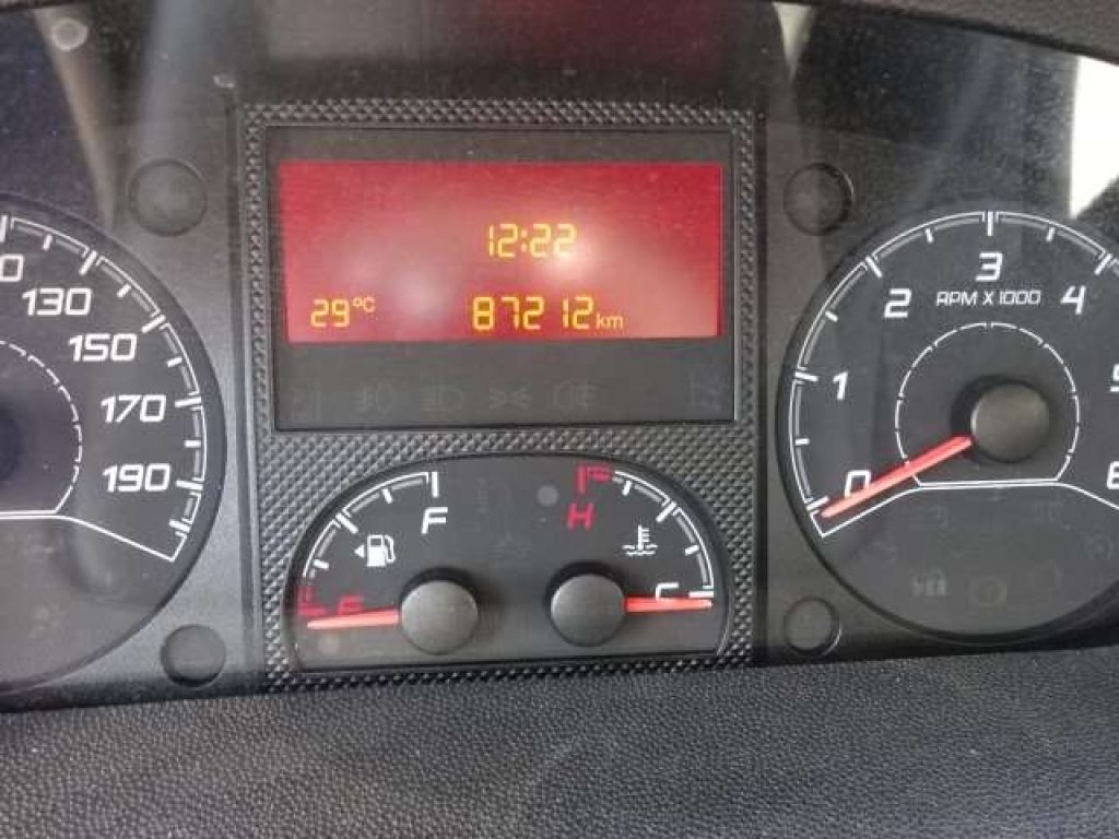 PEUGEOT Boxer 330 2.2 bluehdi 140cv S&S L2H2 - 10