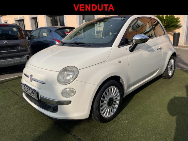 FIAT 500 Bianco pastello